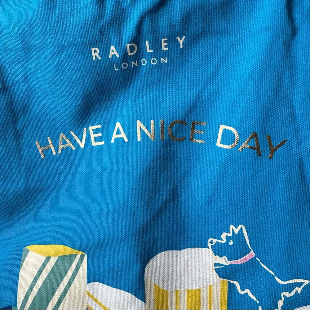 Radley London Large Zip Top Blue Tote Bag in Vibrant Azure Climbing Rocks - Picture 6 of 15
